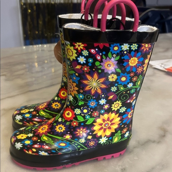 Western Chief Kids Colorful Floral Rain Boots with Pink Handles - Picture 2 of 5